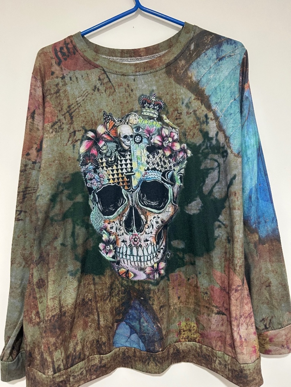 Tie dye style skull shirt